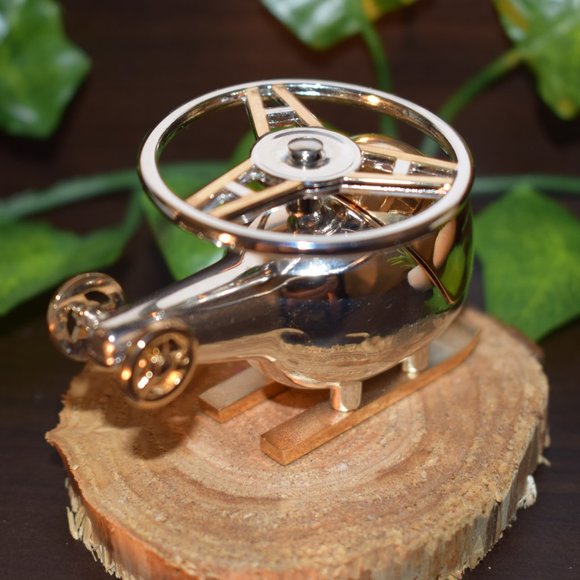 Quartz Mini Helicopter Clock●No Battery●7.5/10 - Picture 5 of 10